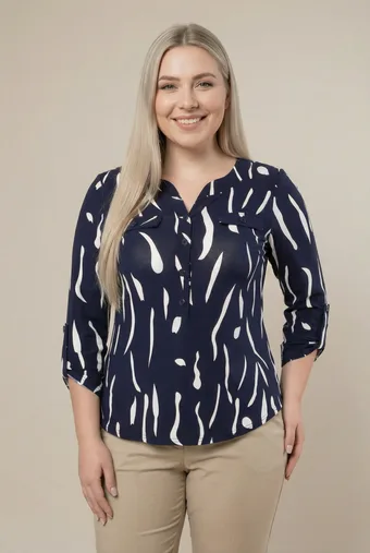 Temno modra bluza z belim vzorcem in žepi