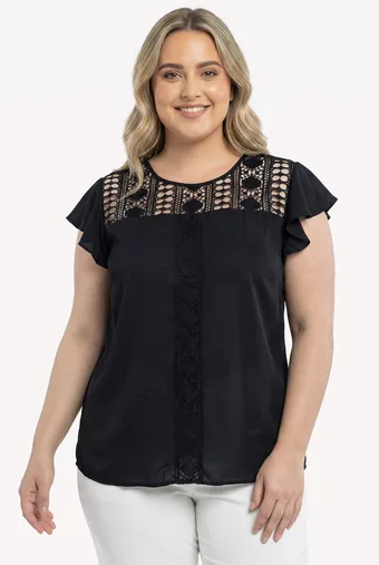 Črna bluza s čipko