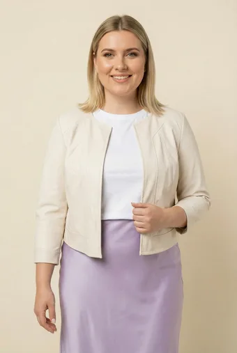 Ecru blazer iz eko usnja